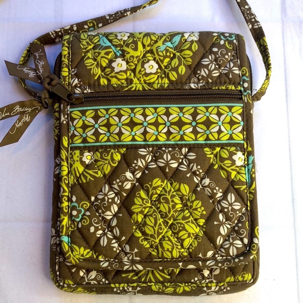 VERA BRADLEY Small Crossbody Purse Sitting in a Tree Multi Color Floral Print